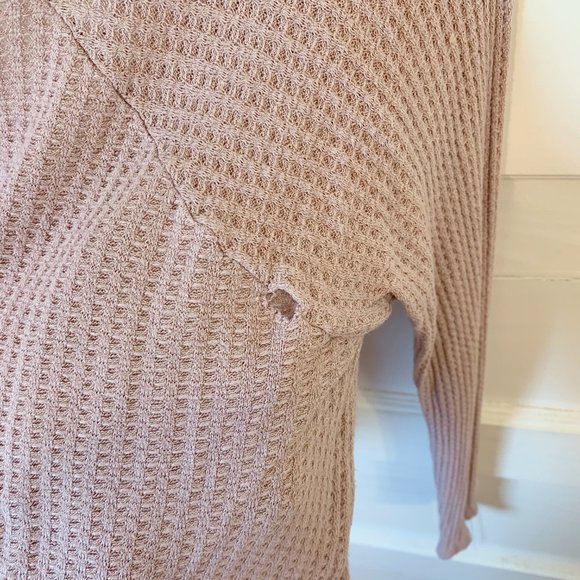 PacSun Me to We Cropped Waffle Shirt Sweater Pink - Picture 4 of 4